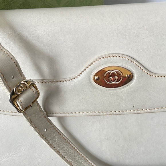 ❌PRICE DROP ❌🛑Authentic Crossbody/Shoulder Leather Bag Gucci. - Picture 5 of 15